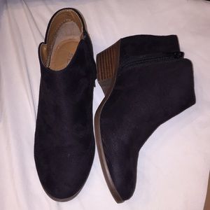 black small booties
